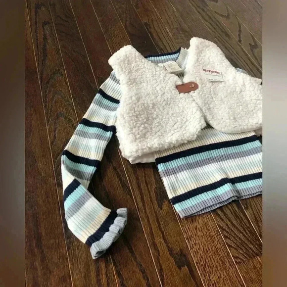 Cynthia Rowley Girls 4/4T Beige Sherpa Vest w/Striped Ribbed Long-Sleeve Tee NWT - Picture 2 of 8